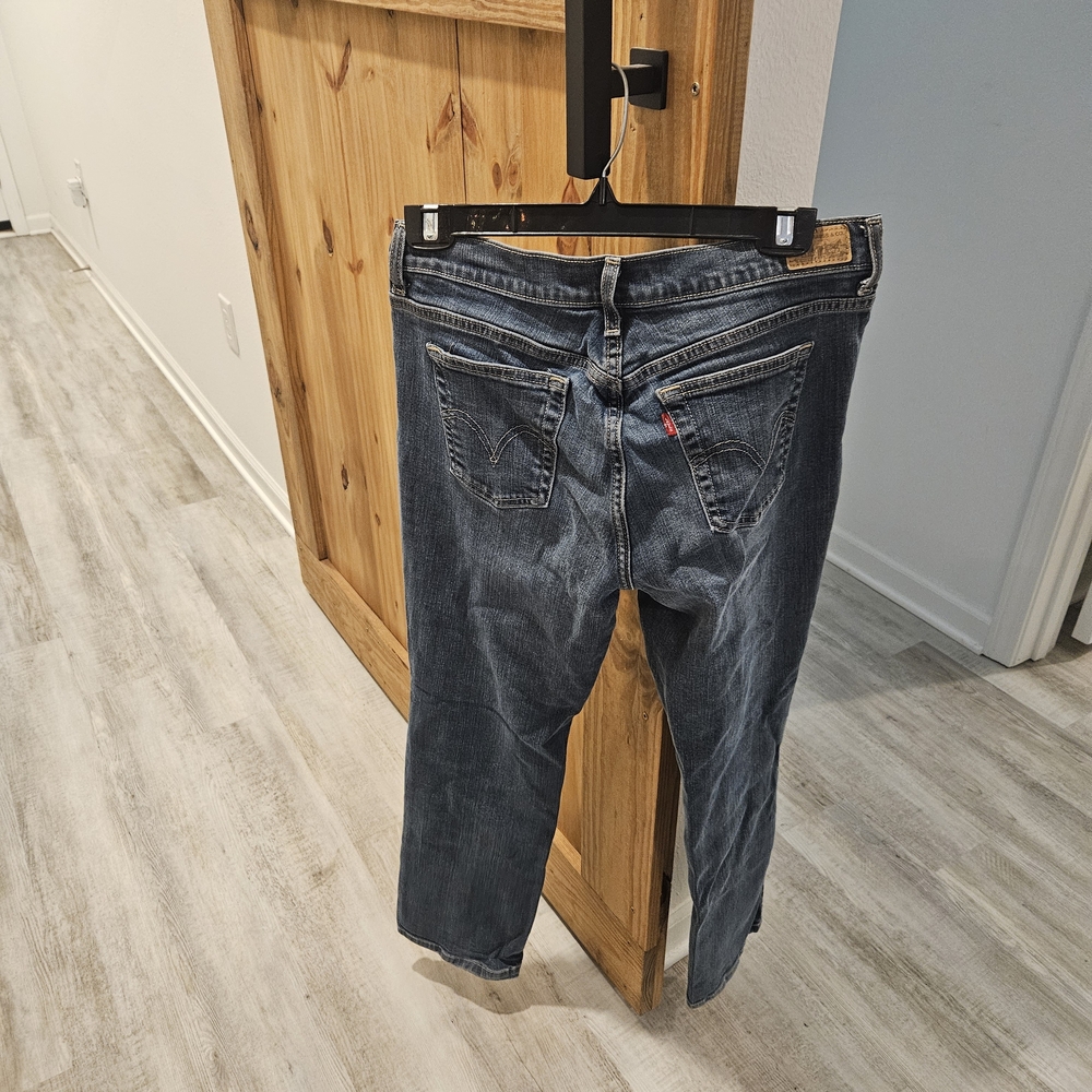 Woman 505 Straight Leg Jeans 8